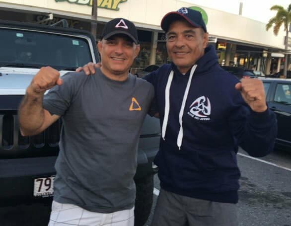Professor Carlos with the Gracie community